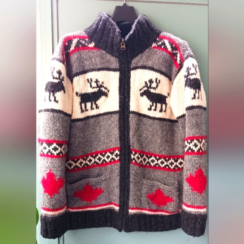 Made Nepal Mens L 100% Wool Knit Heavyweight Sweater Jacket Moose Hunting Canada